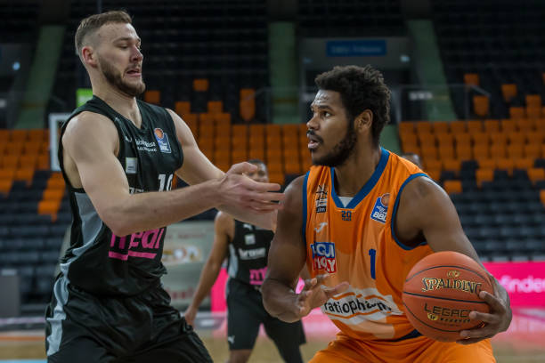 吉拉西的精 吉拉西的精