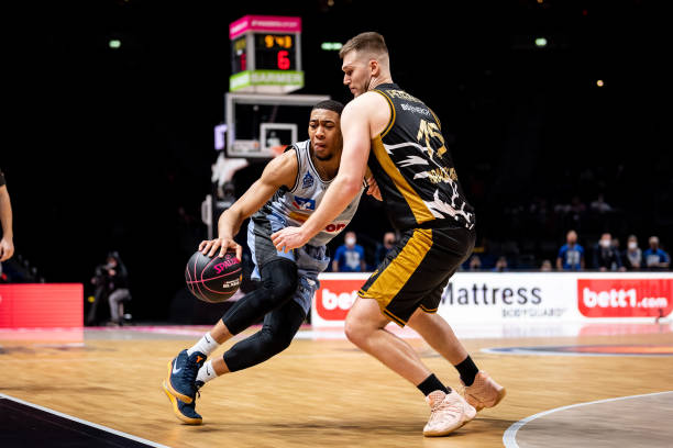 制篮球邀请 制篮球邀请